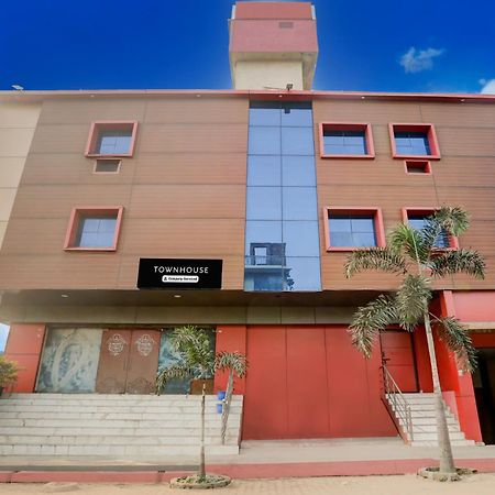 Super Townhouse Gida Near Rto Office Hotel Gorakhpur Exterior photo