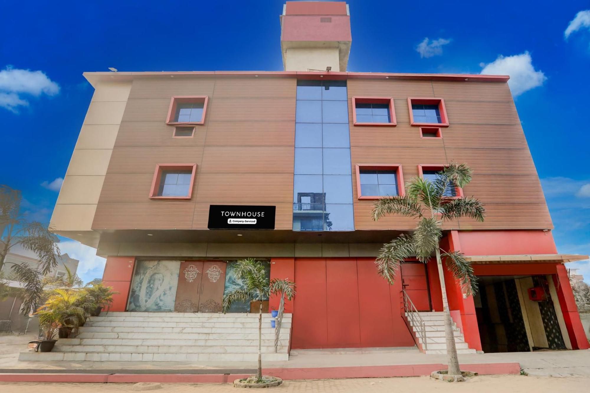 Super Townhouse Gida Near Rto Office Hotel Gorakhpur Exterior photo