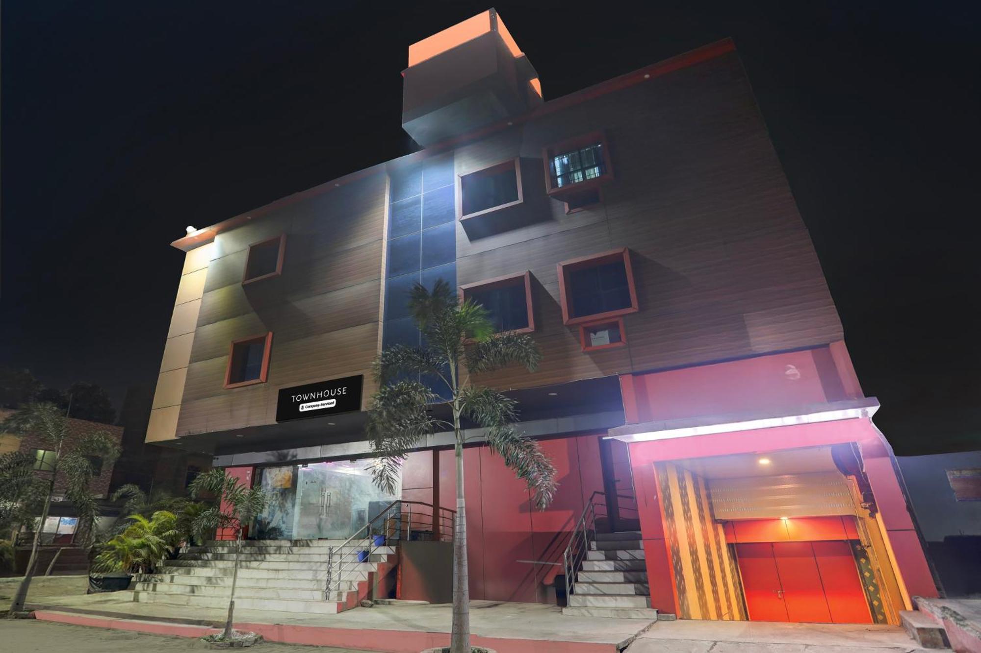 Super Townhouse Gida Near Rto Office Hotel Gorakhpur Exterior photo