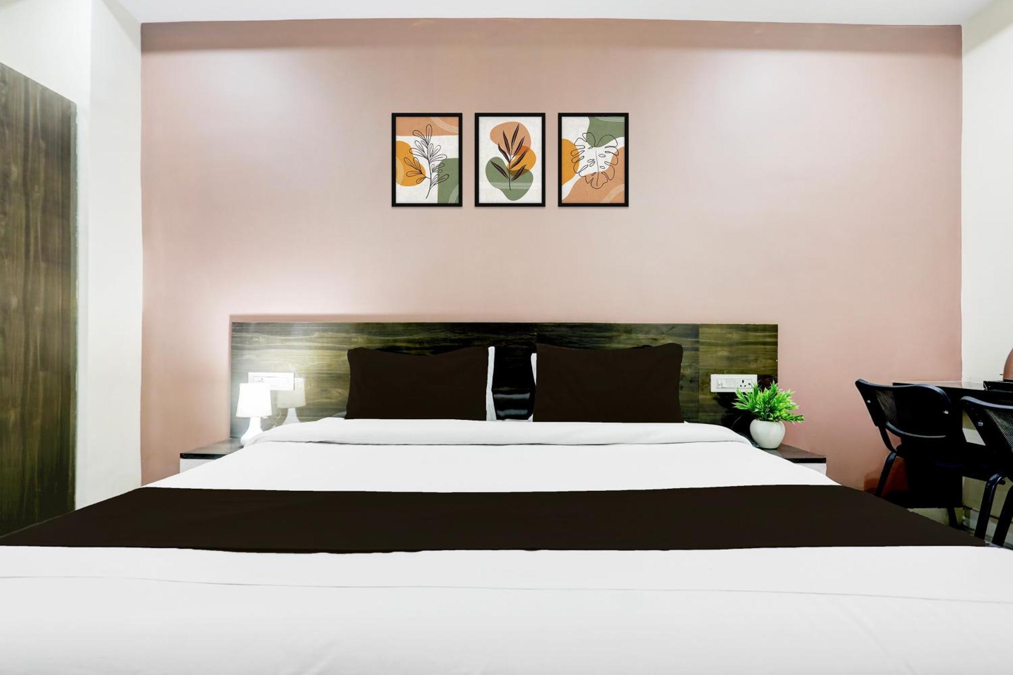 Super Townhouse Gida Near Rto Office Hotel Gorakhpur Exterior photo